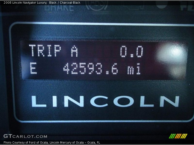 Black / Charcoal Black 2008 Lincoln Navigator Luxury