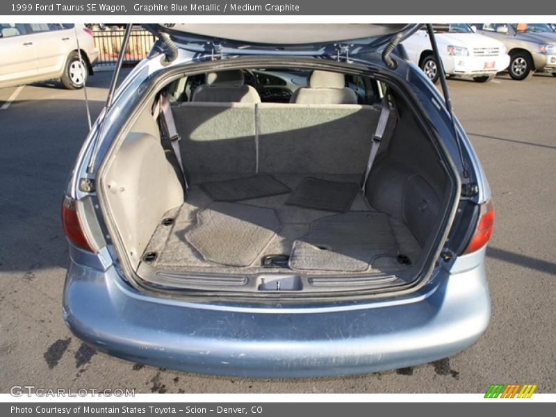  1999 Taurus SE Wagon Trunk