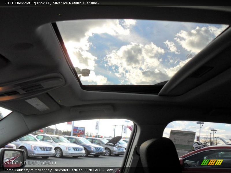Silver Ice Metallic / Jet Black 2011 Chevrolet Equinox LT