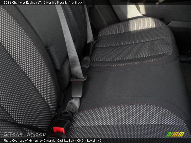 Silver Ice Metallic / Jet Black 2011 Chevrolet Equinox LT