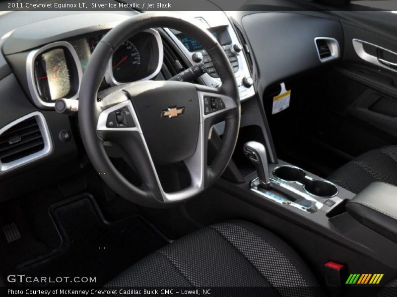 Silver Ice Metallic / Jet Black 2011 Chevrolet Equinox LT