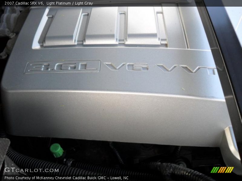 Light Platinum / Light Gray 2007 Cadillac SRX V6