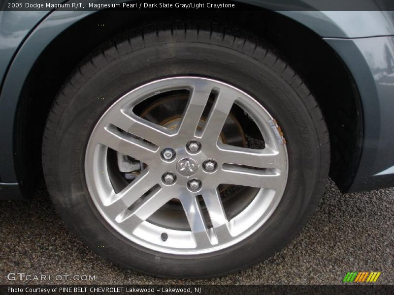  2005 Magnum R/T Wheel