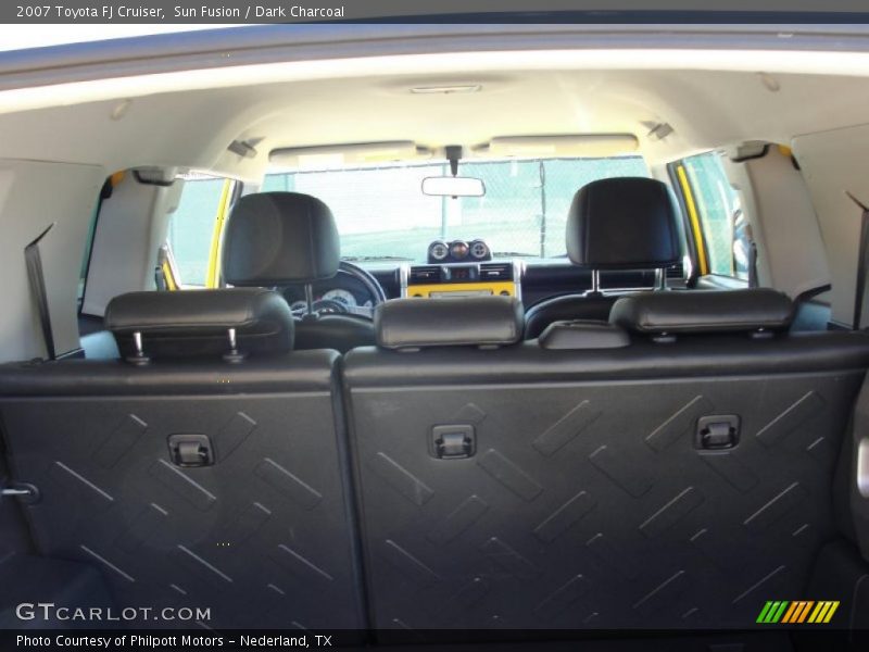 Sun Fusion / Dark Charcoal 2007 Toyota FJ Cruiser