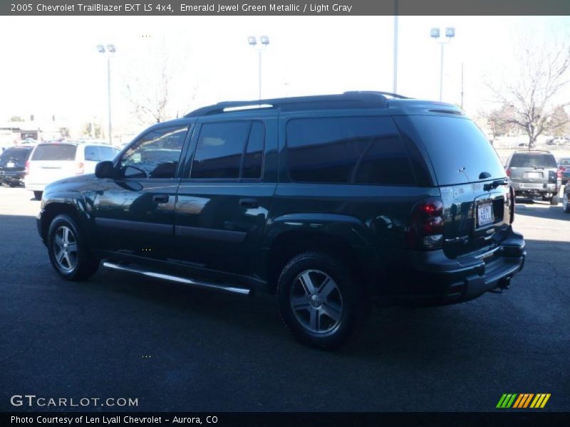Emerald Jewel Green Metallic / Light Gray 2005 Chevrolet TrailBlazer EXT LS 4x4