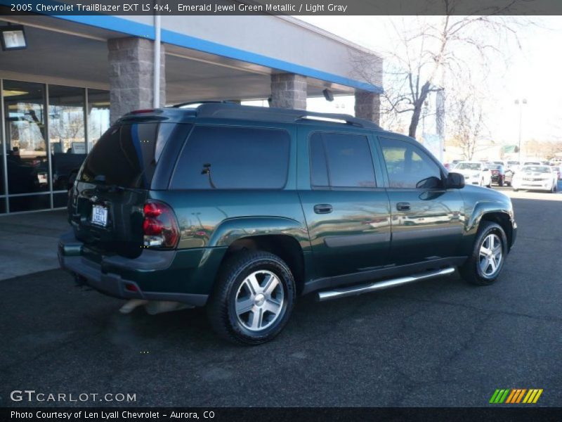 Emerald Jewel Green Metallic / Light Gray 2005 Chevrolet TrailBlazer EXT LS 4x4