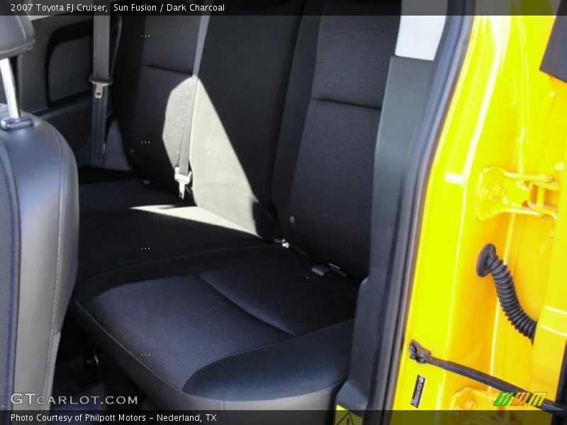 Sun Fusion / Dark Charcoal 2007 Toyota FJ Cruiser
