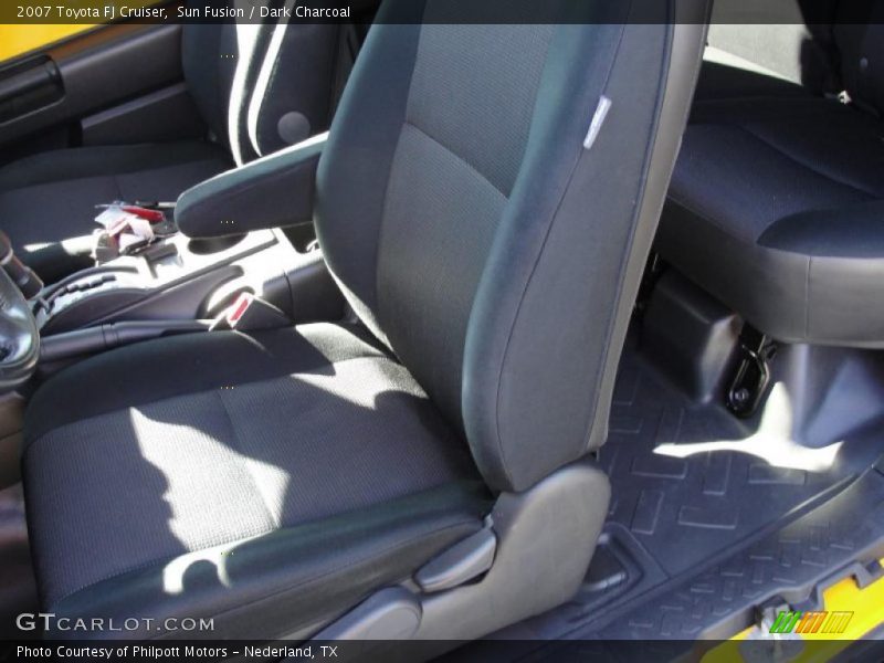 Sun Fusion / Dark Charcoal 2007 Toyota FJ Cruiser