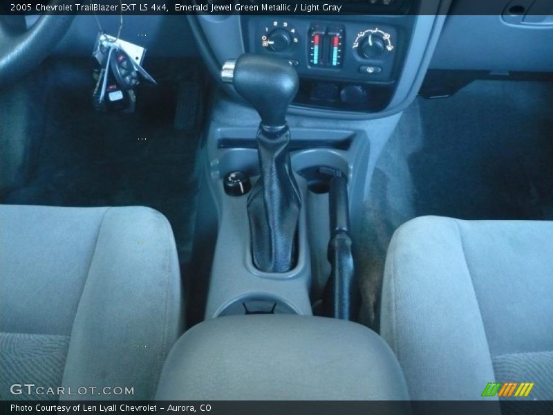 Emerald Jewel Green Metallic / Light Gray 2005 Chevrolet TrailBlazer EXT LS 4x4