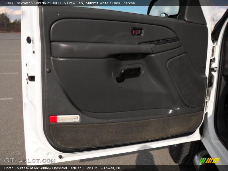 Summit White / Dark Charcoal 2004 Chevrolet Silverado 2500HD LS Crew Cab