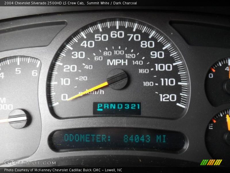 Summit White / Dark Charcoal 2004 Chevrolet Silverado 2500HD LS Crew Cab