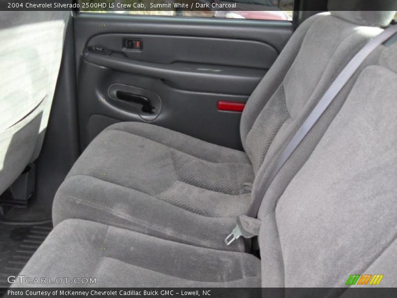 Summit White / Dark Charcoal 2004 Chevrolet Silverado 2500HD LS Crew Cab