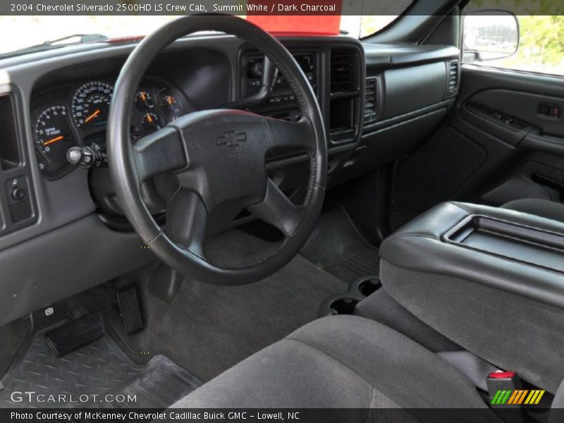 Summit White / Dark Charcoal 2004 Chevrolet Silverado 2500HD LS Crew Cab