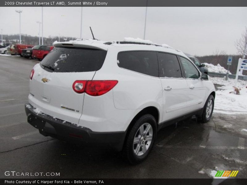 Summit White / Ebony 2009 Chevrolet Traverse LT AWD