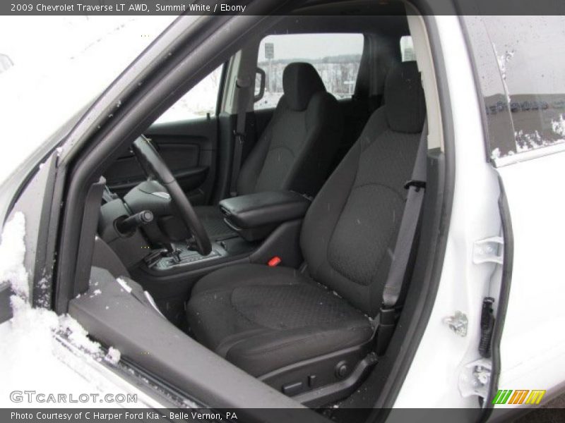Summit White / Ebony 2009 Chevrolet Traverse LT AWD