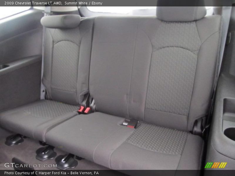 Summit White / Ebony 2009 Chevrolet Traverse LT AWD