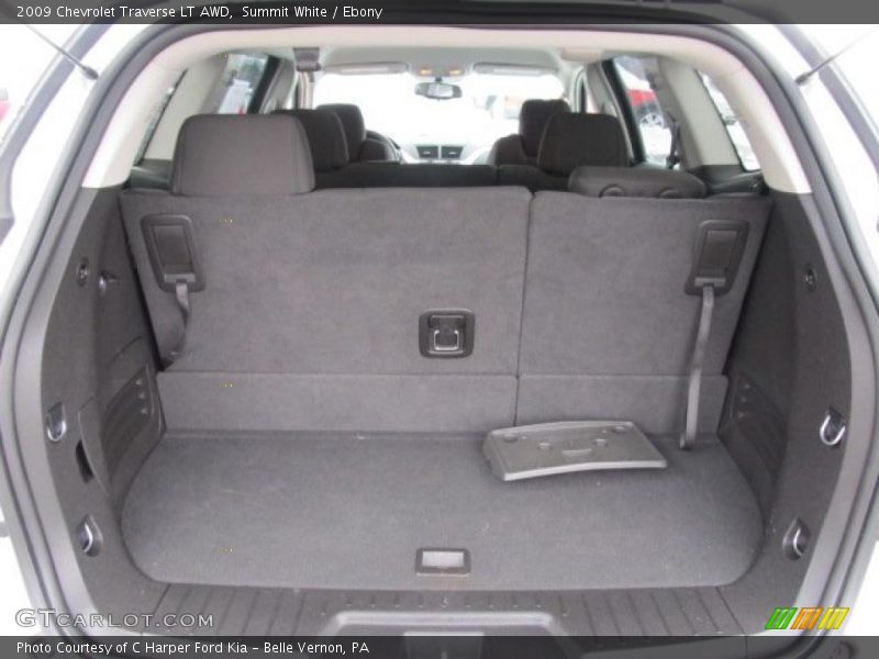 Summit White / Ebony 2009 Chevrolet Traverse LT AWD