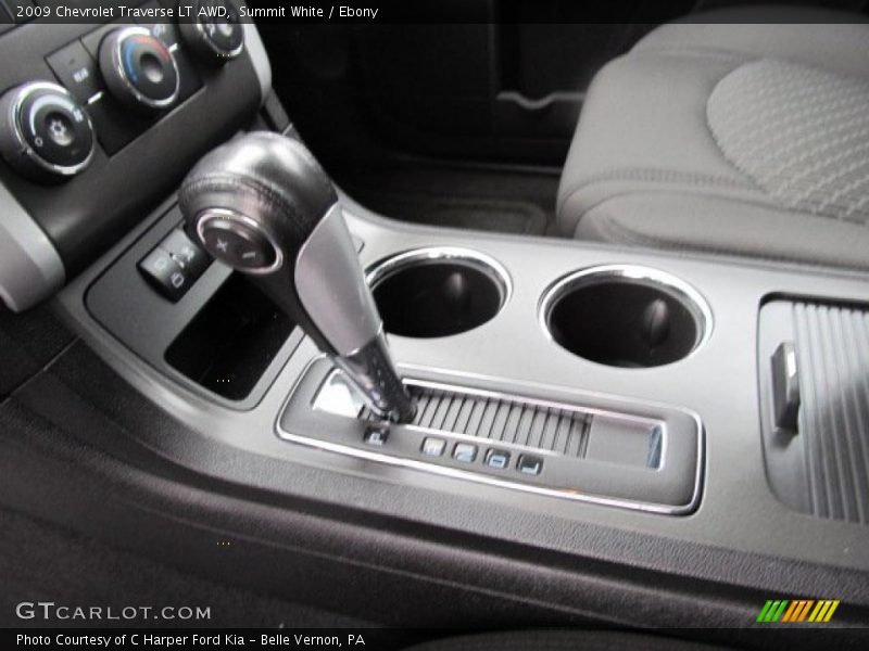 Summit White / Ebony 2009 Chevrolet Traverse LT AWD