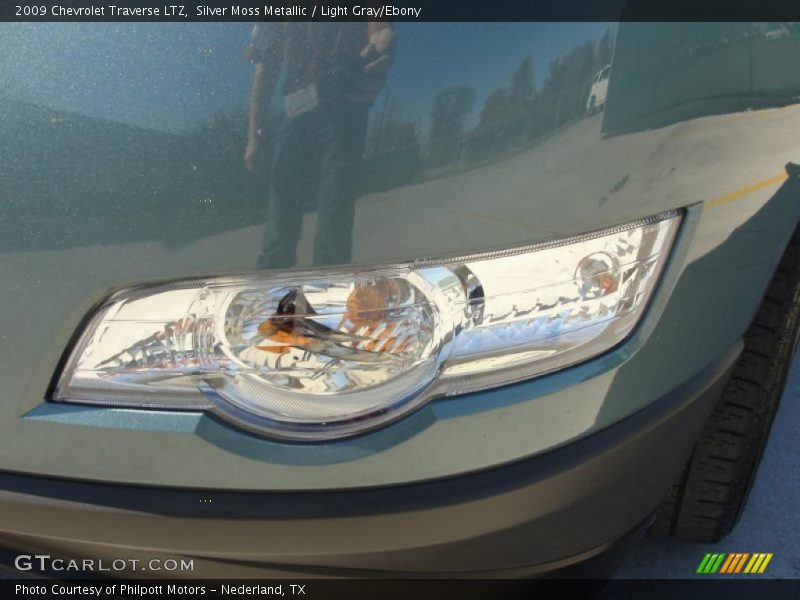 Silver Moss Metallic / Light Gray/Ebony 2009 Chevrolet Traverse LTZ