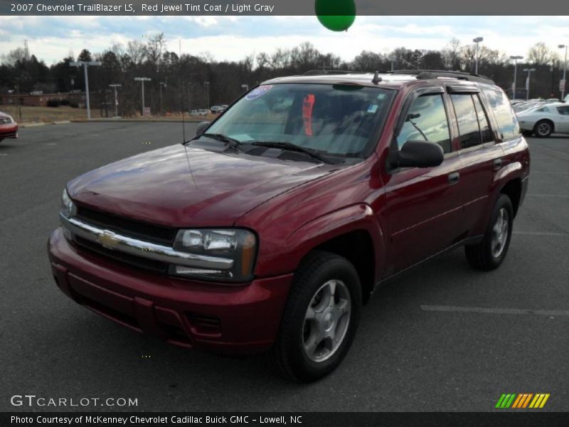 Red Jewel Tint Coat / Light Gray 2007 Chevrolet TrailBlazer LS