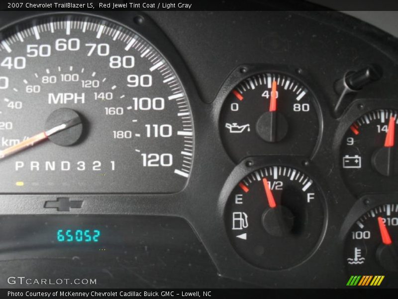 Red Jewel Tint Coat / Light Gray 2007 Chevrolet TrailBlazer LS