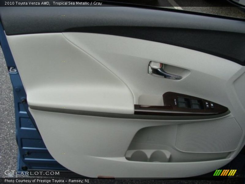 Tropical Sea Metallic / Gray 2010 Toyota Venza AWD