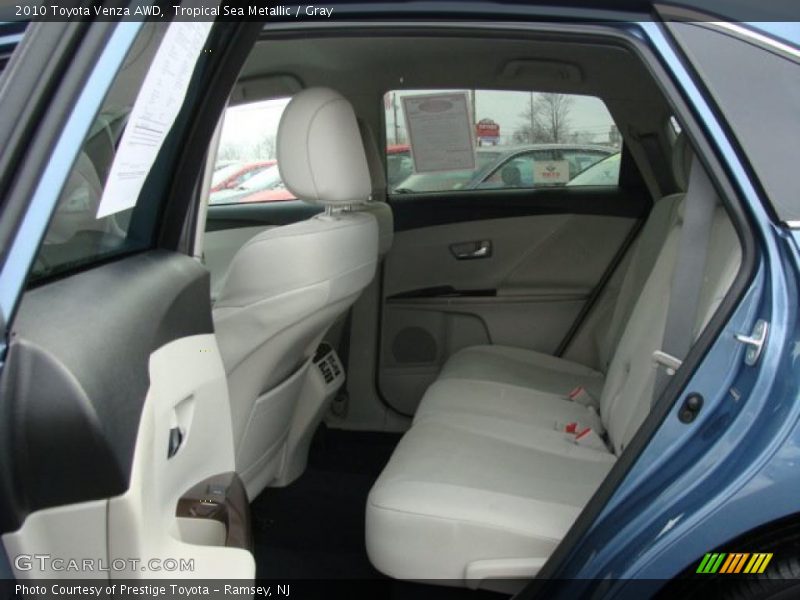 Tropical Sea Metallic / Gray 2010 Toyota Venza AWD
