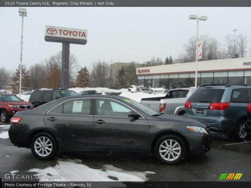 Magnetic Gray Metallic / Ash Gray 2010 Toyota Camry XLE