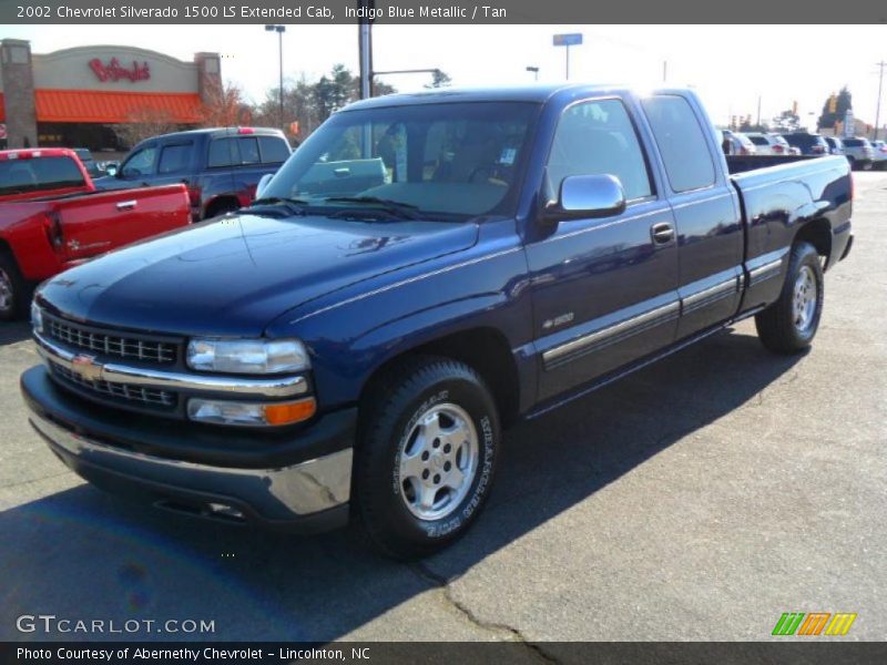 Front 3/4 View of 2002 Silverado 1500 LS Extended Cab