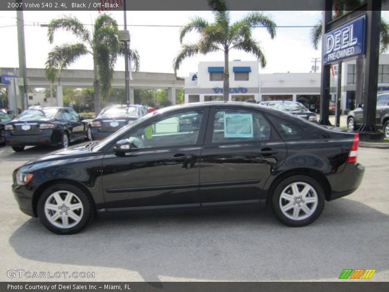 Black / Off-Black 2007 Volvo S40 2.4i
