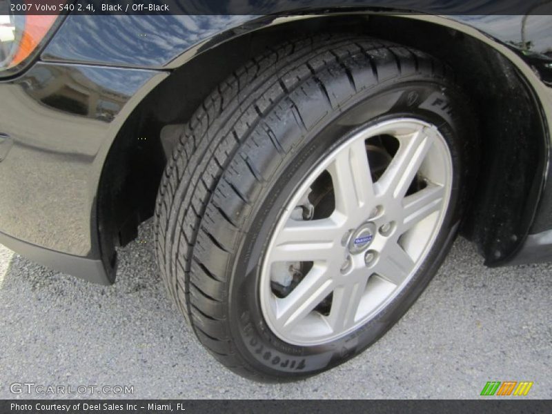 Black / Off-Black 2007 Volvo S40 2.4i