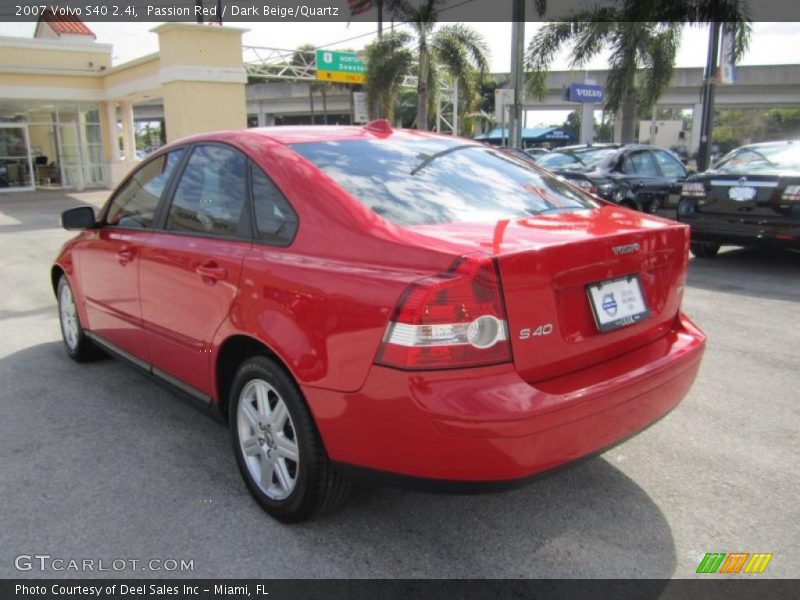 Passion Red / Dark Beige/Quartz 2007 Volvo S40 2.4i