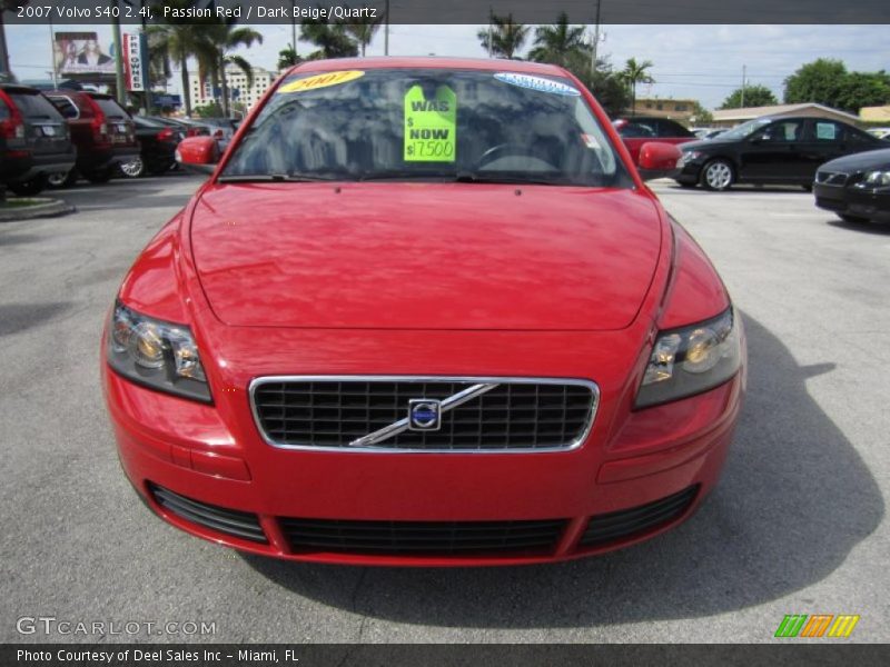 Passion Red / Dark Beige/Quartz 2007 Volvo S40 2.4i