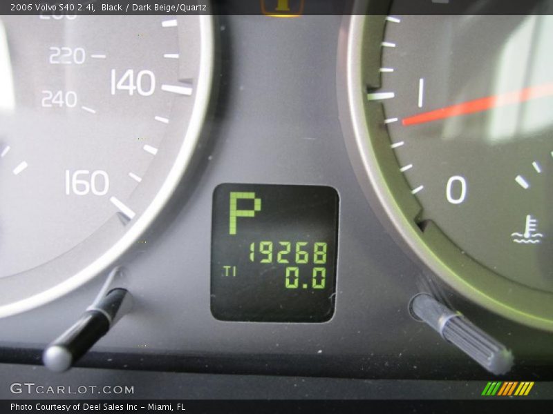 Black / Dark Beige/Quartz 2006 Volvo S40 2.4i