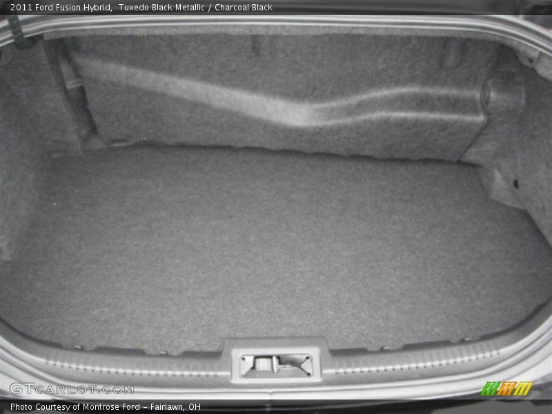  2011 Fusion Hybrid Trunk