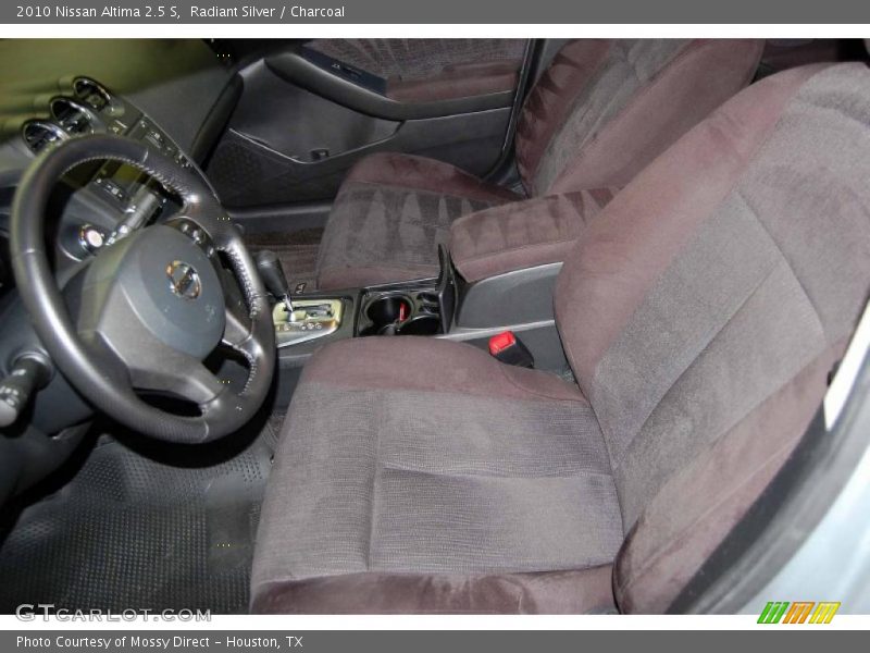 Radiant Silver / Charcoal 2010 Nissan Altima 2.5 S