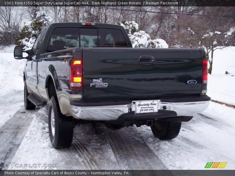 Dark Highland Green Metallic / Medium Parchment 2001 Ford F350 Super Duty Lariat SuperCab 4x4