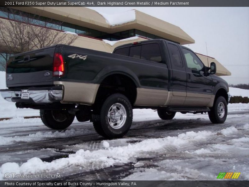 Dark Highland Green Metallic / Medium Parchment 2001 Ford F350 Super Duty Lariat SuperCab 4x4