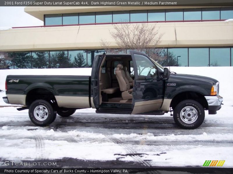 Dark Highland Green Metallic / Medium Parchment 2001 Ford F350 Super Duty Lariat SuperCab 4x4