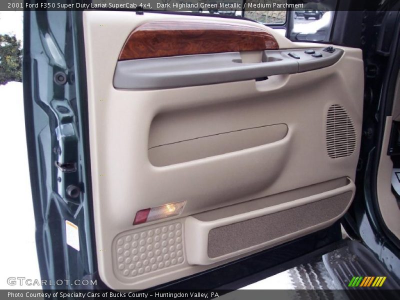Door Panel of 2001 F350 Super Duty Lariat SuperCab 4x4
