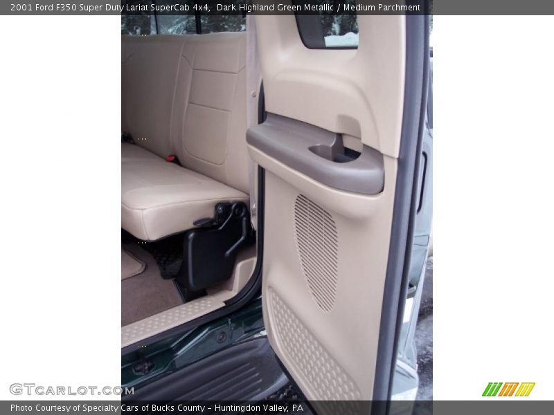 Dark Highland Green Metallic / Medium Parchment 2001 Ford F350 Super Duty Lariat SuperCab 4x4