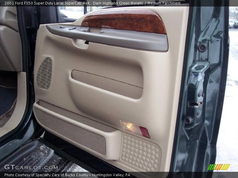 Dark Highland Green Metallic / Medium Parchment 2001 Ford F350 Super Duty Lariat SuperCab 4x4