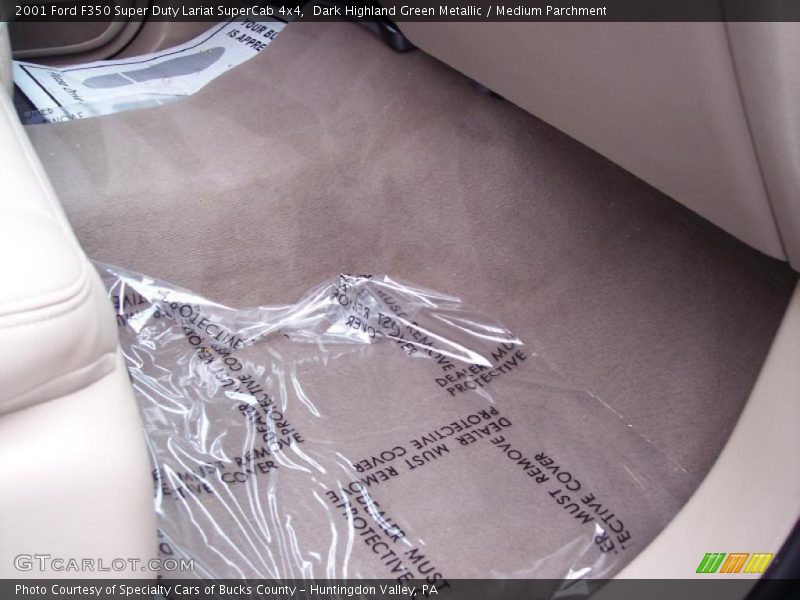 Dark Highland Green Metallic / Medium Parchment 2001 Ford F350 Super Duty Lariat SuperCab 4x4