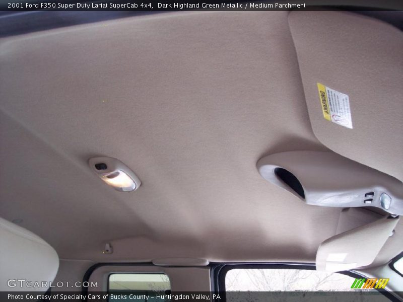 Dark Highland Green Metallic / Medium Parchment 2001 Ford F350 Super Duty Lariat SuperCab 4x4
