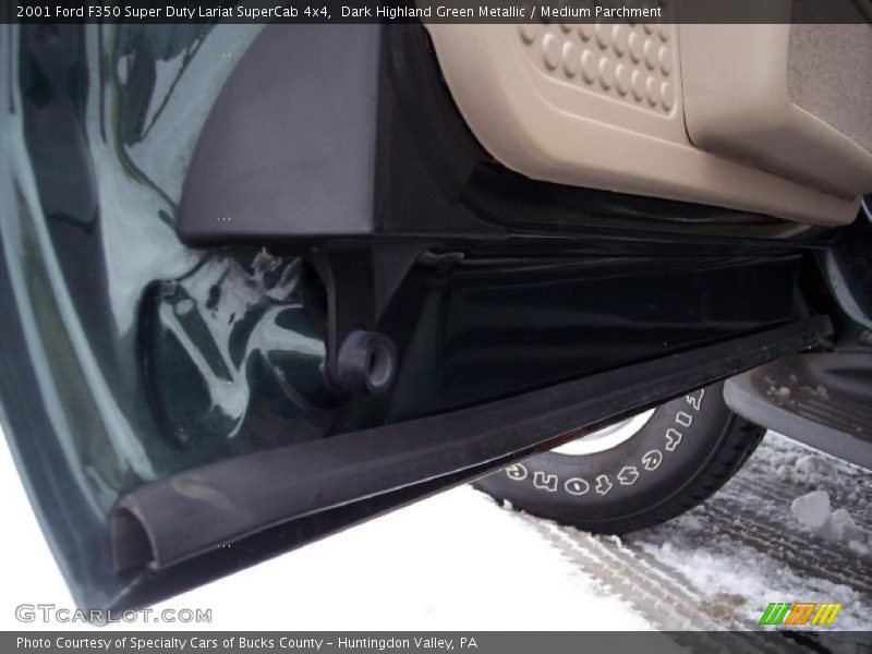 Dark Highland Green Metallic / Medium Parchment 2001 Ford F350 Super Duty Lariat SuperCab 4x4