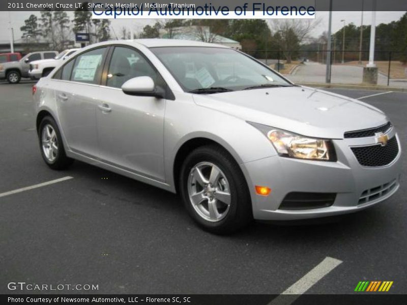 Silver Ice Metallic / Medium Titanium 2011 Chevrolet Cruze LT