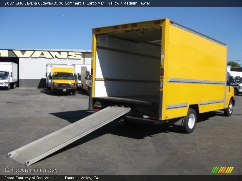 Yellow / Medium Pewter 2007 GMC Savana Cutaway 3500 Commercial Cargo Van