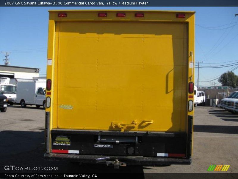 Yellow / Medium Pewter 2007 GMC Savana Cutaway 3500 Commercial Cargo Van
