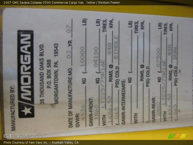 Yellow / Medium Pewter 2007 GMC Savana Cutaway 3500 Commercial Cargo Van