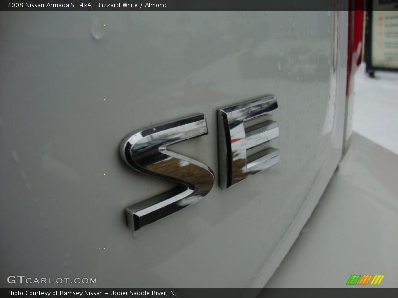 Blizzard White / Almond 2008 Nissan Armada SE 4x4